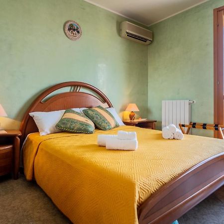 Casa Vacanza Germano Пакіно Екстер'єр фото